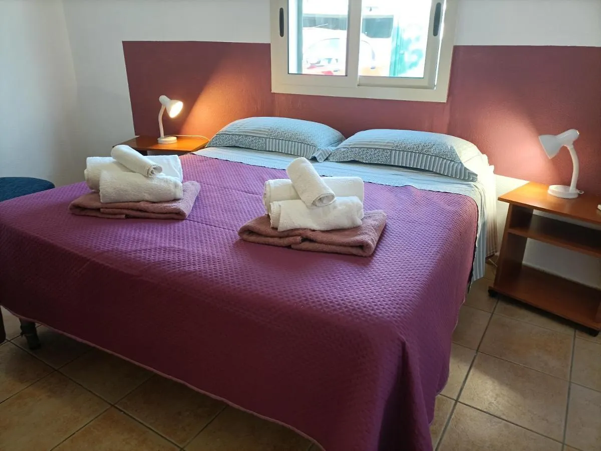 Villa Tai Agnone Bagni 0*,  Italia